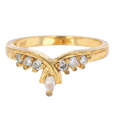 Signed Gold Tone Metal Rhinestone Ring Size 7.75