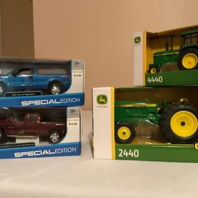 Sale Photo Thumbnail #326