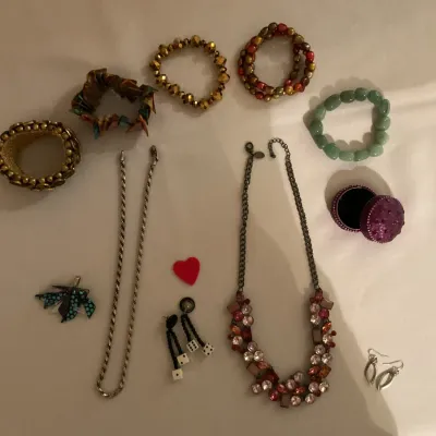 Sale Photo Thumbnail #410