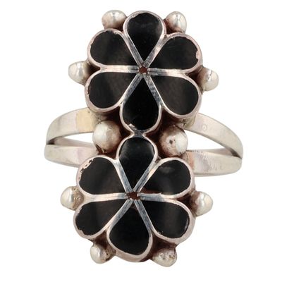 Zuni Sterling Onyx Flower Ring Sz 4.25