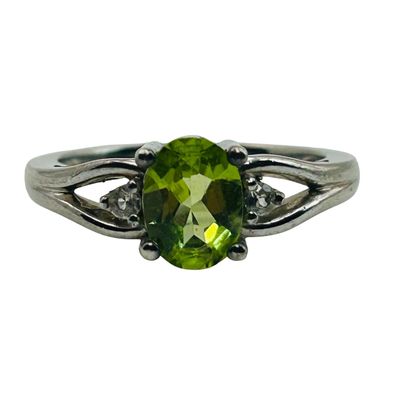 Sale Photo Thumbnail #88: Signed Sterling Peridot Oval Ring Sz 7