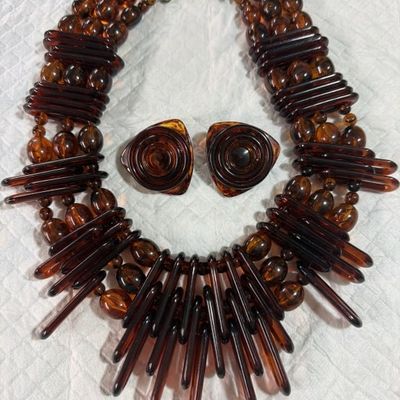 Monies Gerda Lynggard Jewlery Set