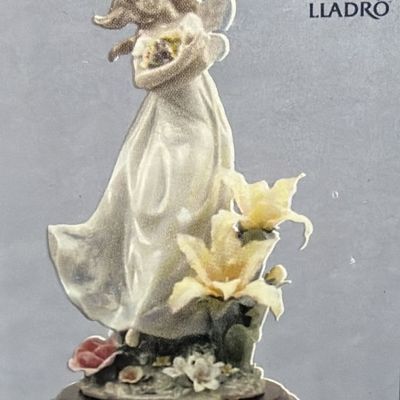 Llado "Mystical Garden" Figurine