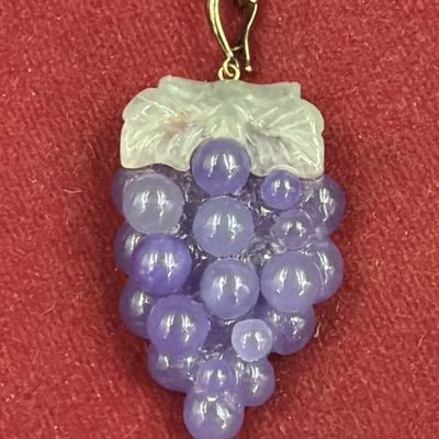 Vintage Jade Grape Pendant