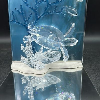 Swarvoski Wonder of the Sea w/Box