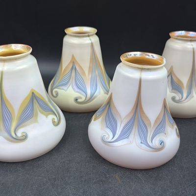Vintage Art Nouveau Lamp Shade Quezel Art Glass