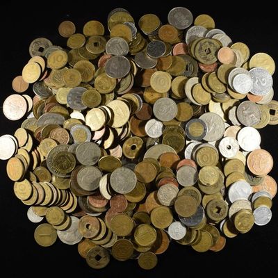 5 LBS FOREIGN COINS
