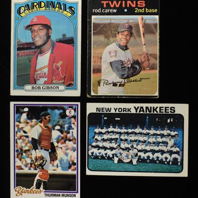 (4) BASEBALL CARDS COLLECTORS LOT