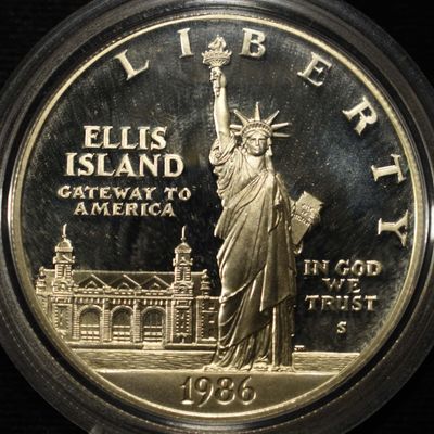 1986-S $1 COMMEM STATUE OF LIBERTY