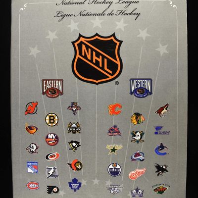 NHL COMMEM COLLECTORS ALBUM