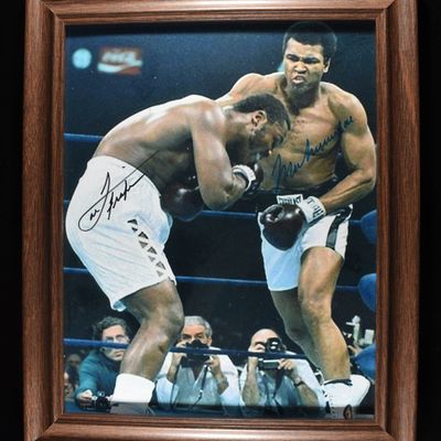 FRAZIER/ALI  8X10 SIGNED PHOTO W/COA