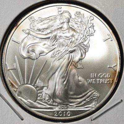 2010 AMERICAN SILVER EAGLE