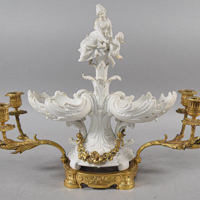 Sale Photo Thumbnail #21: Italian Rococo Style Porcelain and Gilt Metal 6 Light Candelabrum Centerpiece