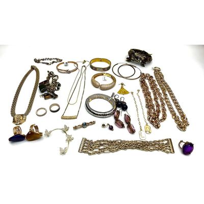 Sale Photo Thumbnail #50: Bag Lot of Fine Costume Jewelry