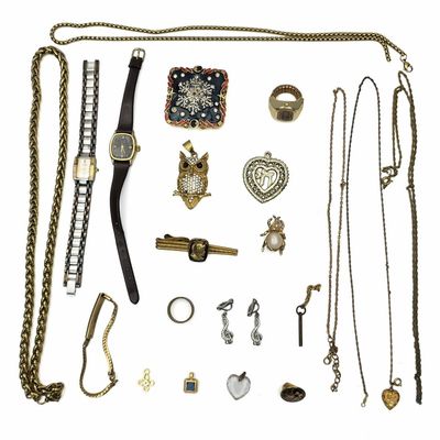 Sale Photo Thumbnail #297: Group Lot of Costume Jewelry