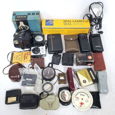 Sale Photo Thumbnail #212: Group Lot of Old & Vintage Camera Accessories
