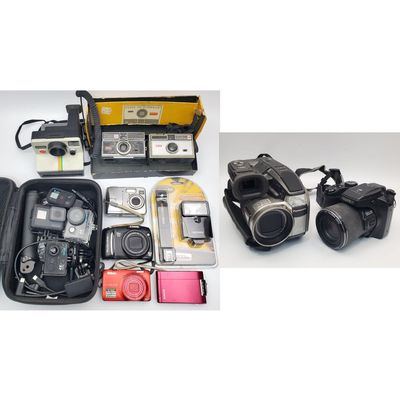 Sale Photo Thumbnail #124: Group Lot of Cameras & Accessories