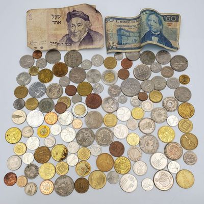 Sale Photo Thumbnail #388: Bag Lot of Old Coins & Notes