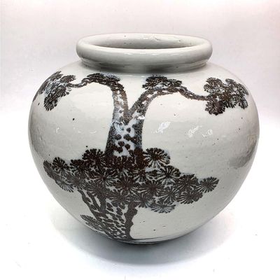 Sale Photo Thumbnail #382: Korean Porcelain Moon Jar