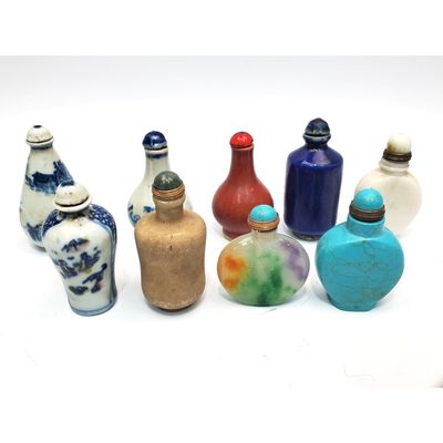 Sale Photo Thumbnail #353: Lot of 9 Chinese Snuff Bottles Including Signed