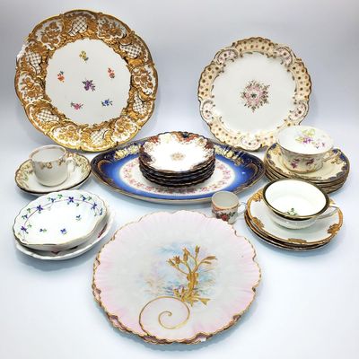 Sale Photo Thumbnail #116: 28 PC Lot of Antique Porcelain Items