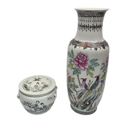 Sale Photo Thumbnail #384: 2 Chinese Porcelain Items Including a Signed Vase
