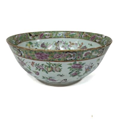 Sale Photo Thumbnail #258: Chinese Famille Rose Porcelain Large Bowl