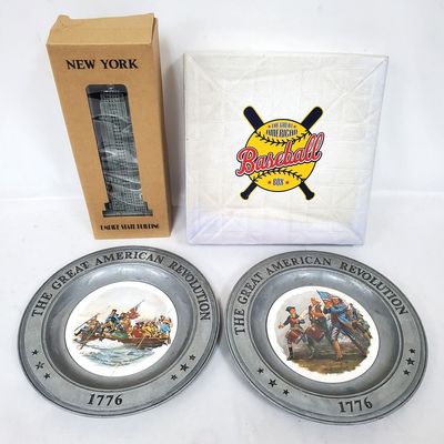 Sale Photo Thumbnail #233: Lot of American Items