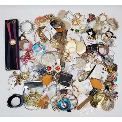 Sale Photo Thumbnail #344: Large Bag Lot of Costume Jewelry