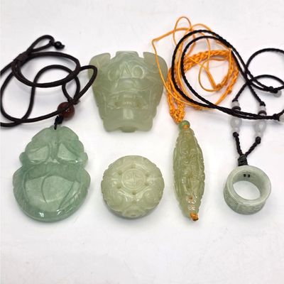 Sale Photo Thumbnail #385: Lot of 5 Chinese Carved Hard Stone Items