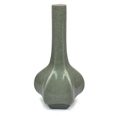 Sale Photo Thumbnail #376: Chinese Large Green Celadon Vase