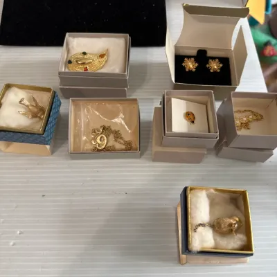 Sale Photo Thumbnail #502