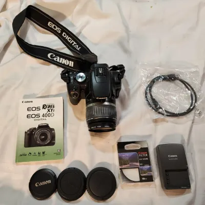 Sale Photo Thumbnail #65: Canon EOS