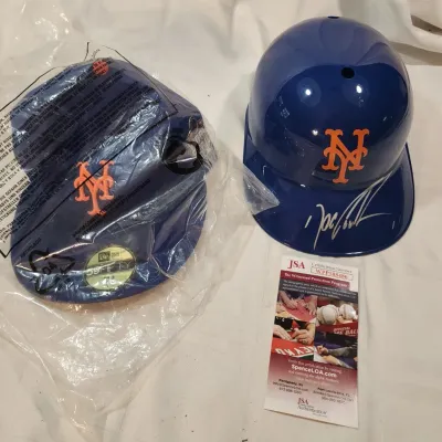 Sale Photo Thumbnail #170: Daryl Strawberry signed helmet