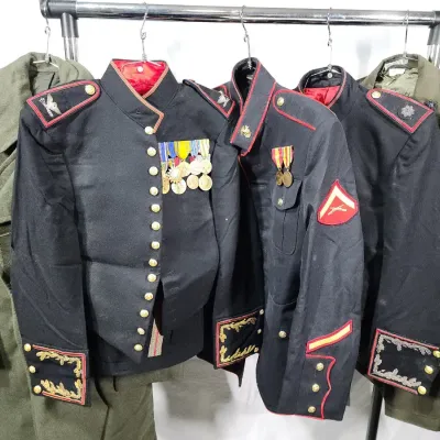 Sale Photo Thumbnail #14: USMC uniforms