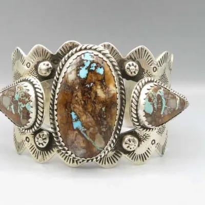 Sale Photo Thumbnail #229