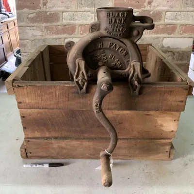 Estate sale photo