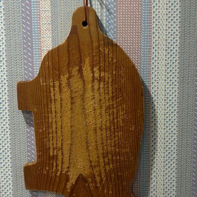 Sale Photo Thumbnail #480: Vintage Pig Shaped Wooden Cutting Board / Breadboard