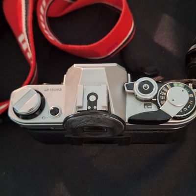 Sale Photo Thumbnail #50: Canon AE-1 Program SLR Camera