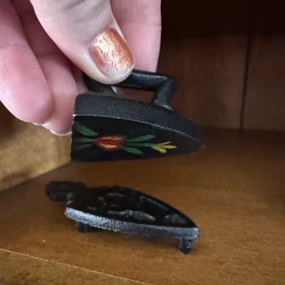 Sale Photo Thumbnail #685: Vintage Hand-Painted Cast Iron Miniature Sad Iron and Trivet Set