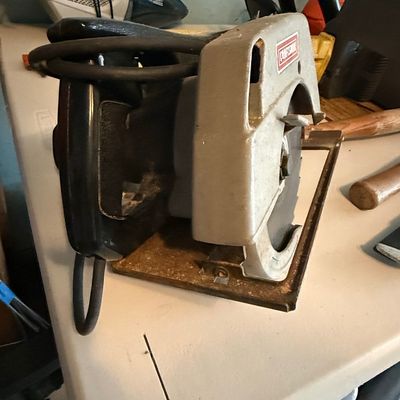 Sale Photo Thumbnail #400: Vintage Craftsman 7-1/4" Circular Saw