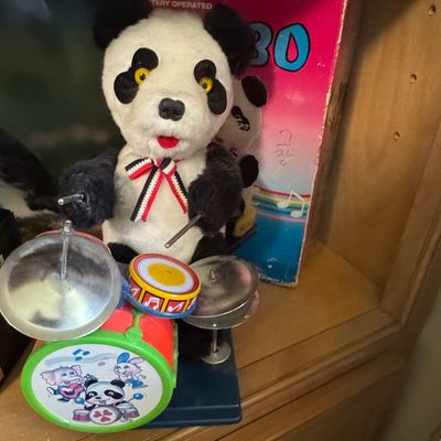 Sale Photo Thumbnail #297: Mambo Electric Bear Drummer Toy