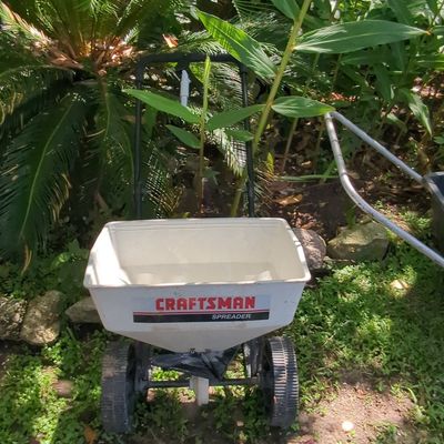 Sale Photo Thumbnail #366: Craftsman Broadcast Spreader