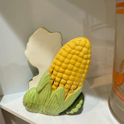 Sale Photo Thumbnail #531: Vintage Majolica-Style Corn and Vegetable Napkin Holder
