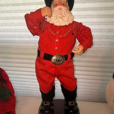 Sale Photo Thumbnail #438: Holly Jolly Rock Santa Alan Jackson Animated Figure
