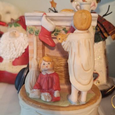 Sale Photo Thumbnail #511: Enesco Precious Moments 'The Stockings Were Hung' Musical Figurine