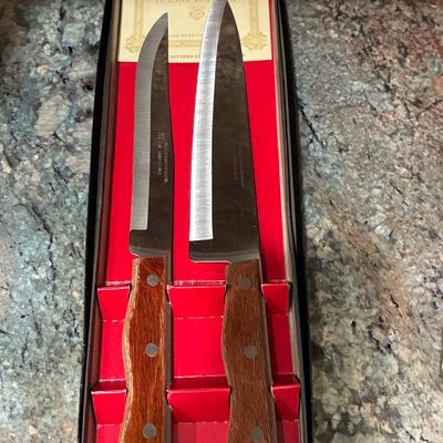 Sale Photo Thumbnail #720: Maxam Precision Hollow Ground 2-Piece Kitchen Knife Set