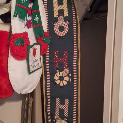 Sale Photo Thumbnail #623: Vintage Bucilla "Ho Ho Ho" Christmas Banner Kit