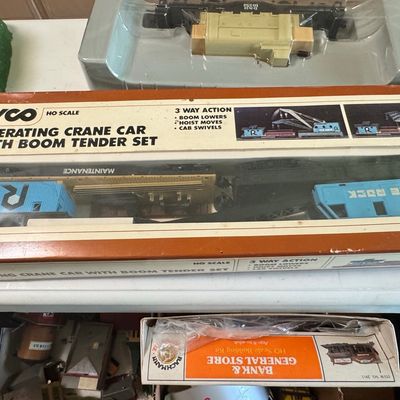 Sale Photo Thumbnail #543: Tyco HO Scale Operating Crane Car with Boom Tender Set