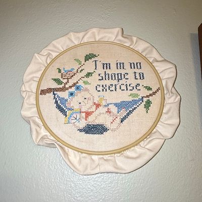 Sale Photo Thumbnail #693: Vintage Cross-Stitch "I'm in no shape to exercise" Bear Hoop Art